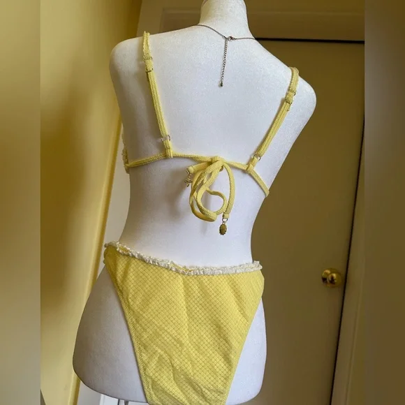 Bydee Buzios Bottom Mykonos Top in Limon - Picture 4 of 5